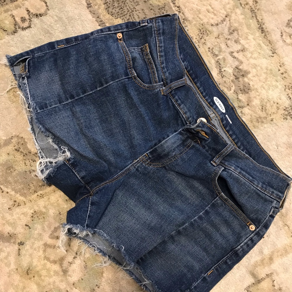 Old Navy boyfriend jean shorts size 8